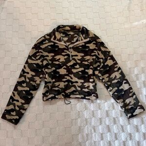 SHEIN Camouflage Teddy Fleece Half Zip Pullover Sweatshirt, Women’s Large